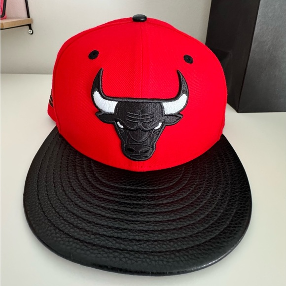 New era Chicago Bulls Hat - Picture 1 of 3
